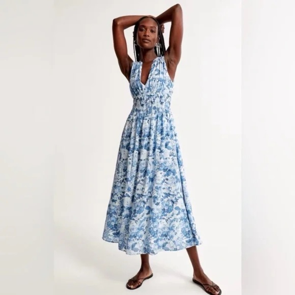 Abercrombie & Fitch Blue Sleeveless Halter Maxi Dress
